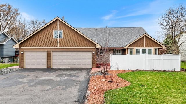 11790 Redwood Street NW, Coon Rapids, MN 55448