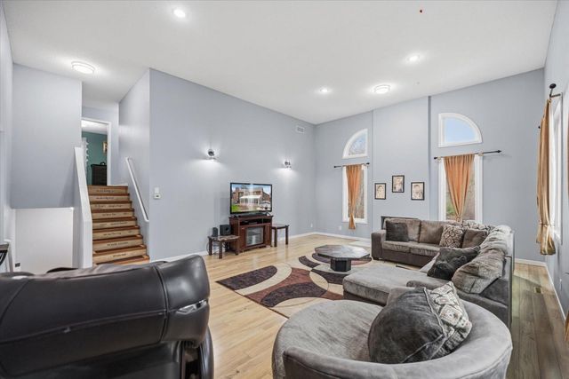 11790 Redwood Street NW, Coon Rapids, MN 55448