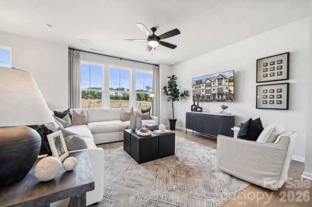 2159 Hawksworth Lane, Charlotte, NC 28262