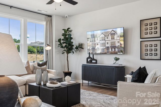 2159 Hawksworth Lane, Charlotte, NC 28262