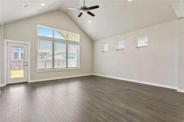 216 Upland DR, Georgetown, TX 78628