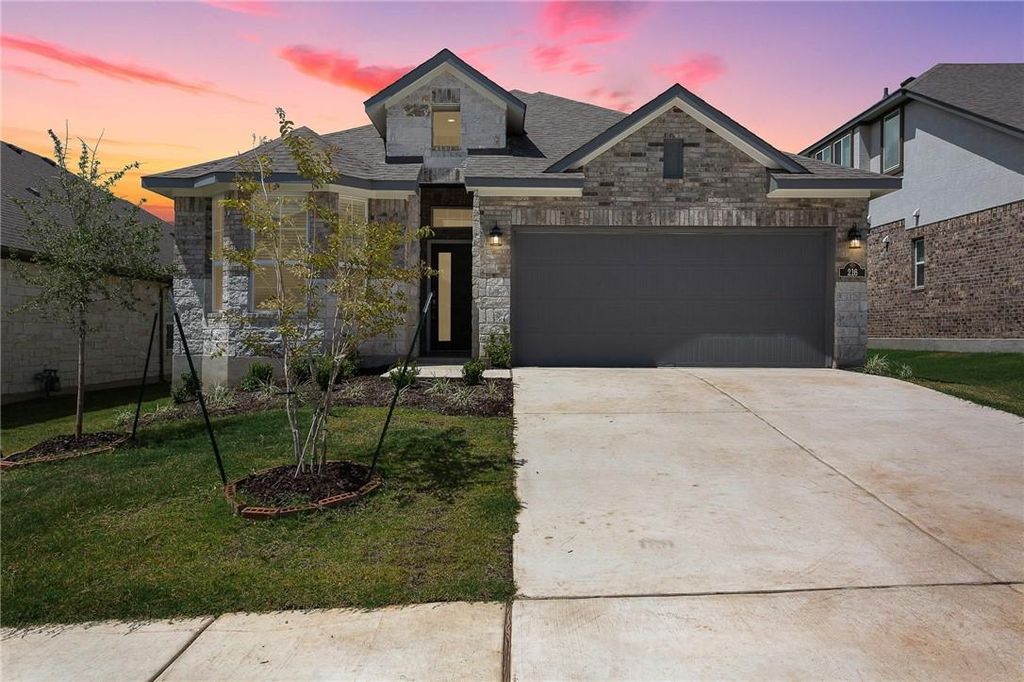 216 Upland DR, Georgetown, TX 78628