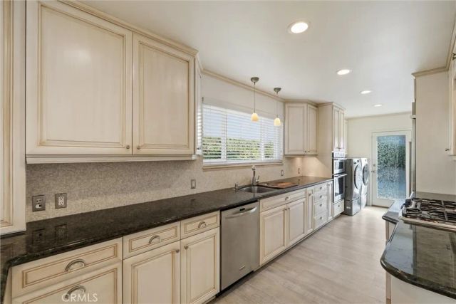 314 Via San Sebastian, Redondo Beach, CA 90277
