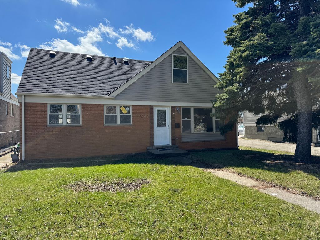 5743 W 79th Street, Burbank, IL 60459