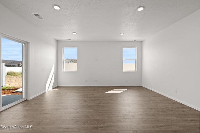 5357 E Aquila Ave, Post Falls, ID 83854