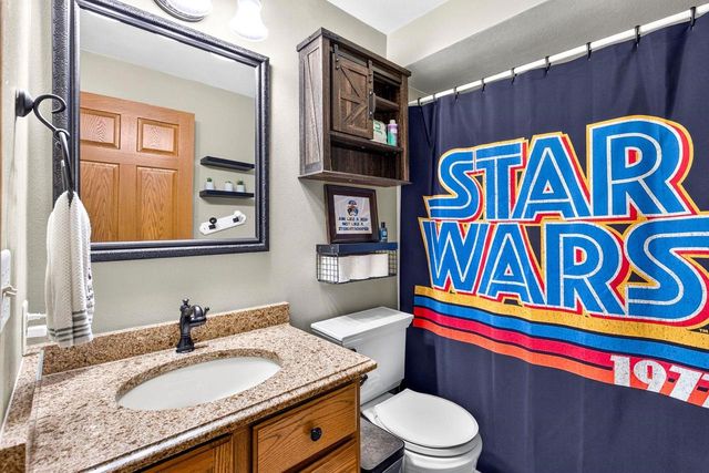 1155 W CECIL STREET, Neenah, WI 54956