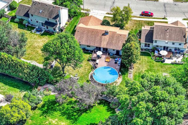 1155 W CECIL STREET, Neenah, WI 54956