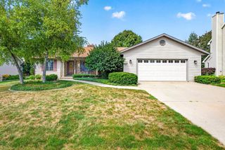 1155 W CECIL STREET, Neenah, WI 54956