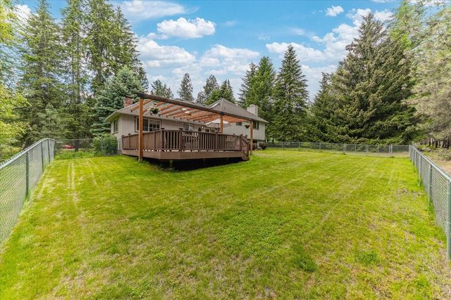 9412 N Oakland Ct, Newman Lake, WA 99025