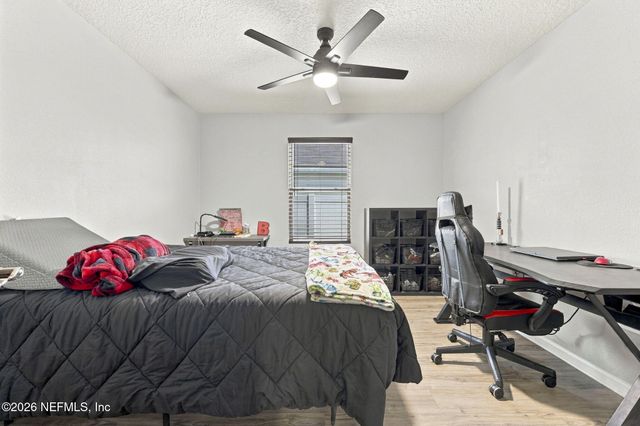 2232 WILLOW GLEN Lane, Green Cove Springs, FL 32043