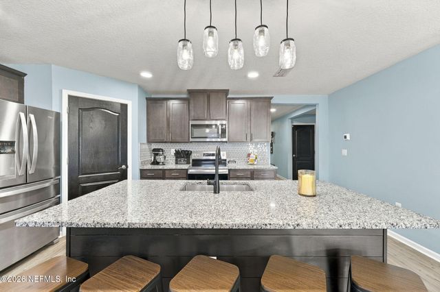 2232 WILLOW GLEN Lane, Green Cove Springs, FL 32043