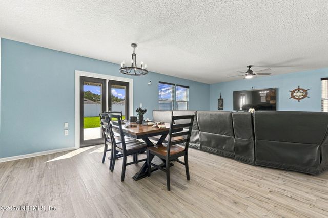 2232 WILLOW GLEN Lane, Green Cove Springs, FL 32043