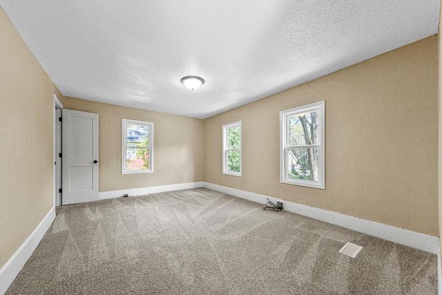 120 4th Avenue SW, Faribault, MN 55021