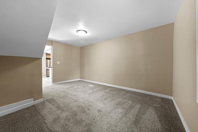 120 4th Avenue SW, Faribault, MN 55021