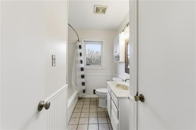 6137 Cernech Road, Kansas City, KS 66104