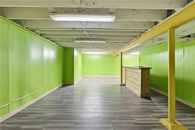 6137 Cernech Road, Kansas City, KS 66104