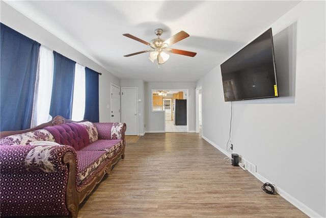 6137 Cernech Road, Kansas City, KS 66104