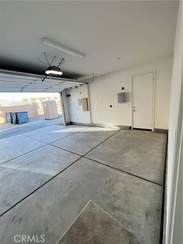 75225 Aldrich, Palm Desert, CA 92211