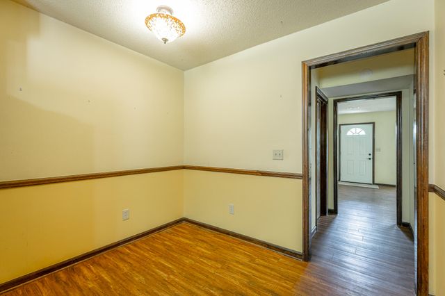 1341 Village Green Drive, Hixson, TN 37343