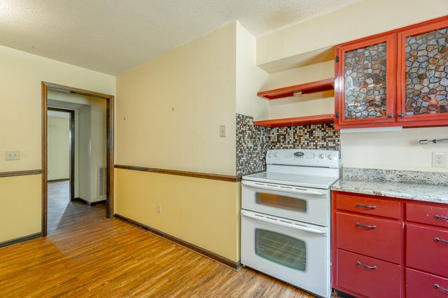 1341 Village Green Drive, Hixson, TN 37343
