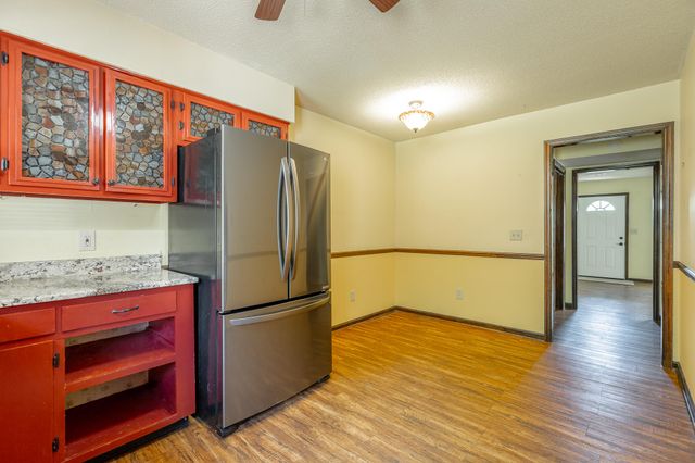 1341 Village Green Drive, Hixson, TN 37343