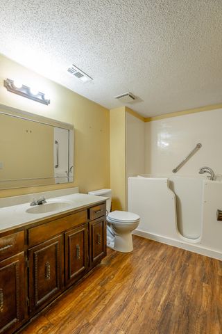 1341 Village Green Drive, Hixson, TN 37343
