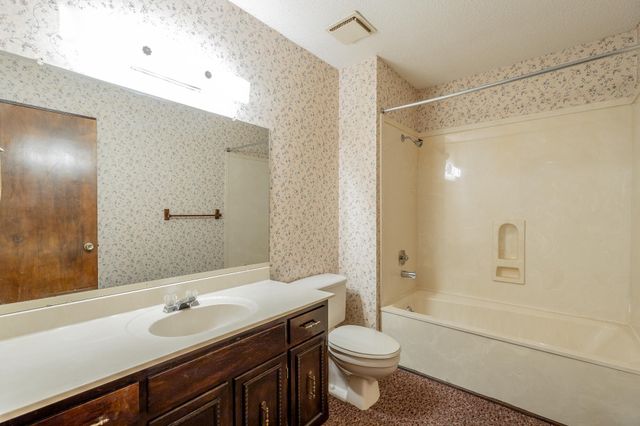 1341 Village Green Drive, Hixson, TN 37343