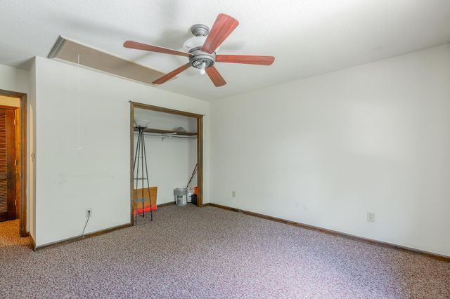1341 Village Green Drive, Hixson, TN 37343
