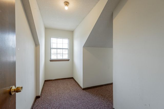 1341 Village Green Drive, Hixson, TN 37343