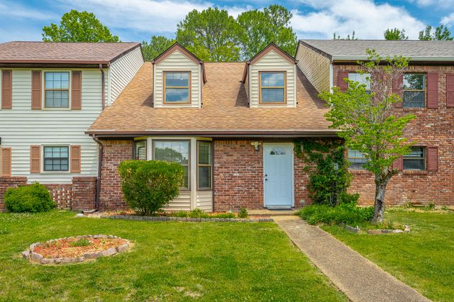 1341 Village Green Drive, Hixson, TN 37343