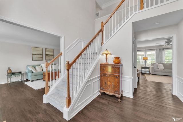 843 Regents Park Drive, Monroe, MI 48161