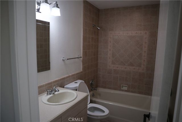 1124 N Soldano Drive, Azusa, CA 91702