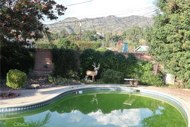 1124 N Soldano Drive, Azusa, CA 91702