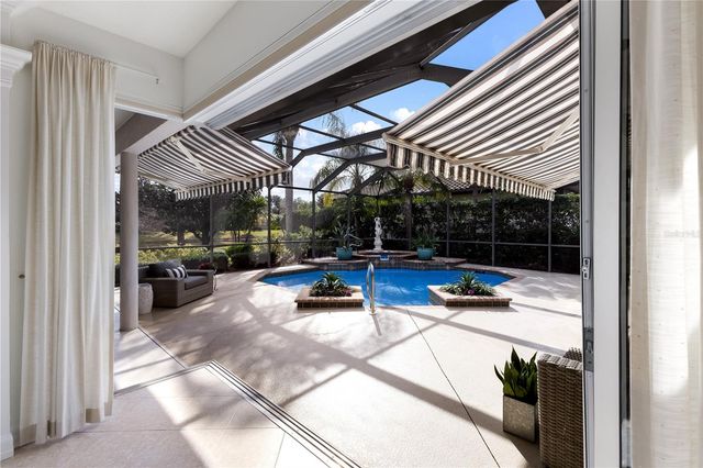 7012 TWIN HILLS TERRACE, Lakewood Ranch, FL 34202