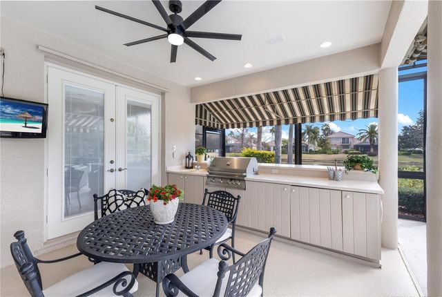 7012 TWIN HILLS TERRACE, Lakewood Ranch, FL 34202