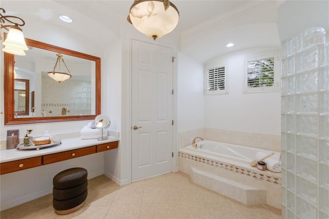 7012 TWIN HILLS TERRACE, Lakewood Ranch, FL 34202