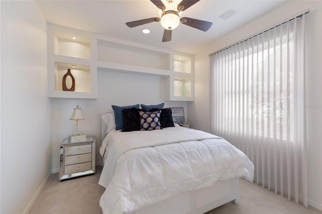 7012 TWIN HILLS TERRACE, Lakewood Ranch, FL 34202