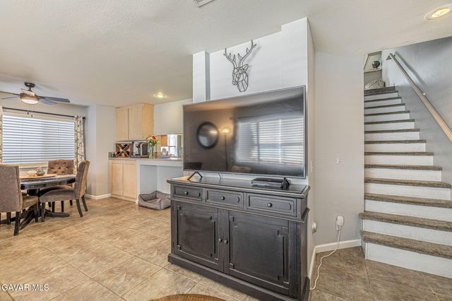 43455 30th Street Unit 4, Lancaster, CA 93536