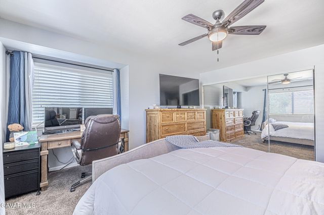 43455 30th Street Unit 4, Lancaster, CA 93536