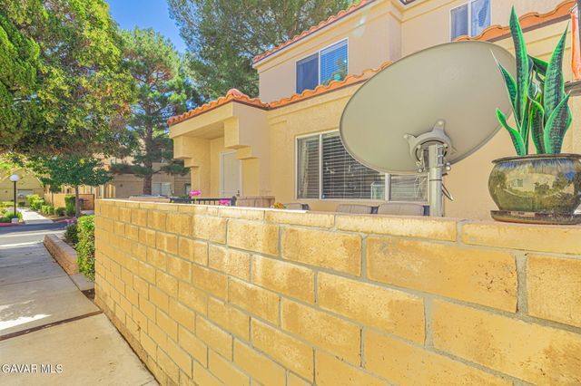 43455 30th Street Unit 4, Lancaster, CA 93536