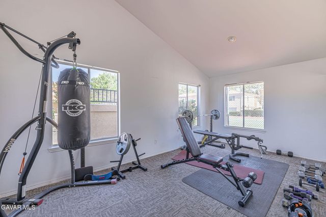 43455 30th Street Unit 4, Lancaster, CA 93536