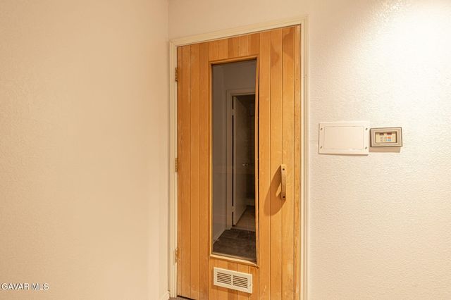 43455 30th Street Unit 4, Lancaster, CA 93536