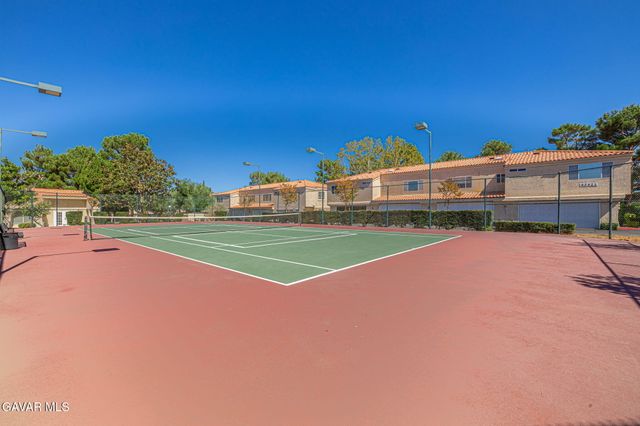 43455 30th Street Unit 4, Lancaster, CA 93536