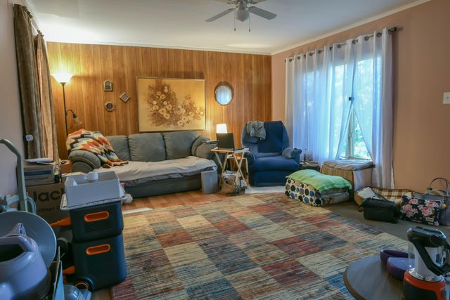 1016 W 38th Place, Hobart, IN 46342
