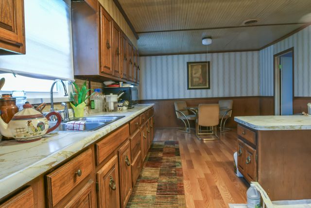 1016 W 38th Place, Hobart, IN 46342