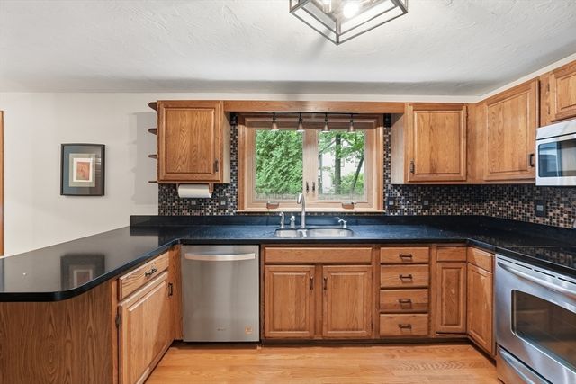 10 Tattan Farm Road, Worcester, MA 01605