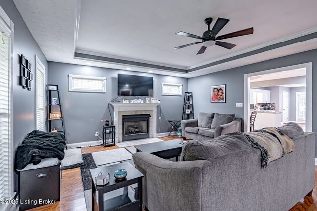 4111 Countryside Dr, Simpsonville, KY 40067