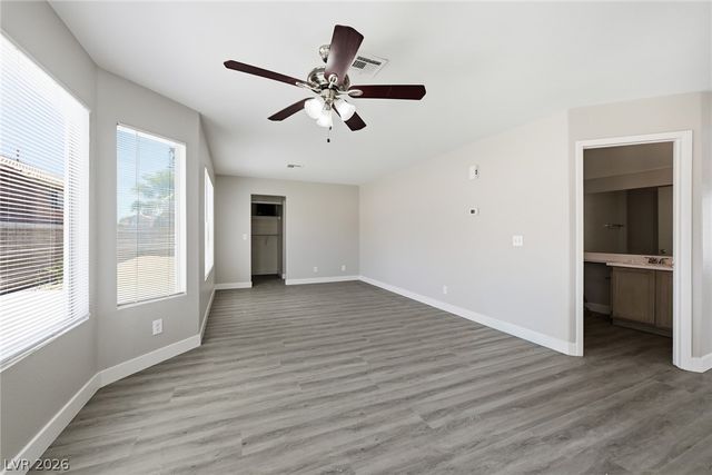 808 Majestic Rock Circle, Las Vegas, NV 89128