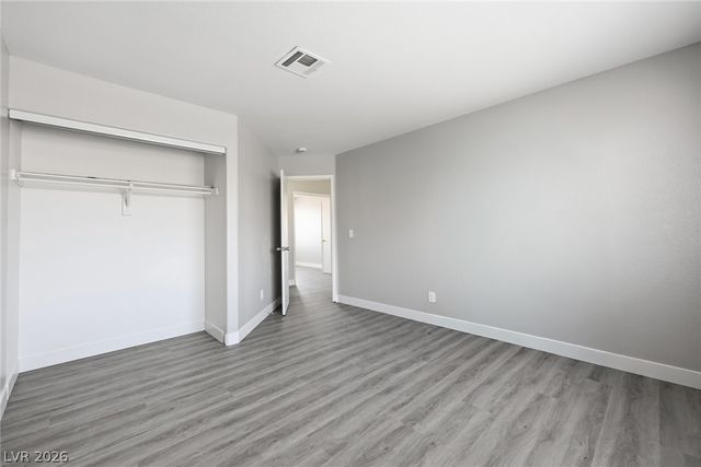 808 Majestic Rock Circle, Las Vegas, NV 89128