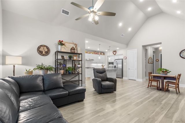 3809 Cherry Hills Drive, Sherman, TX 75090